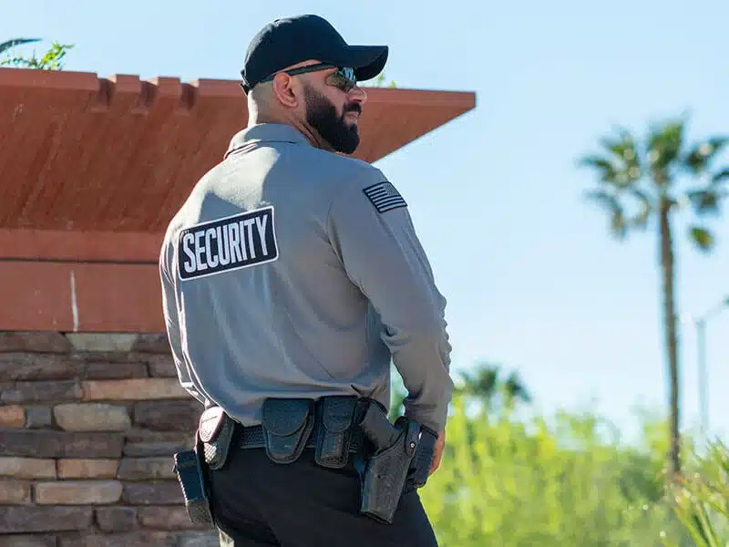 7-benifits-of-armed-security-guard-service